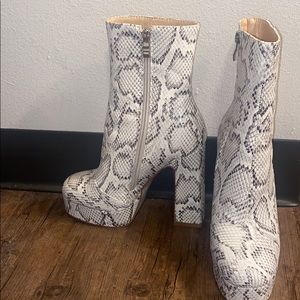 Snakeskin Pretty Little Thing Boots